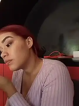 KaseyRosse Show in webcam