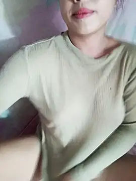 _YouAreMySunShine_ Adlı Modelin Canlı XXX Sohbeti