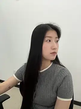 Mina_168のライブXXXチャット