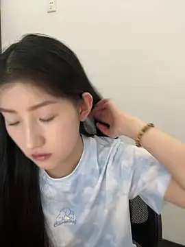 Mina_168 Show Webcam
