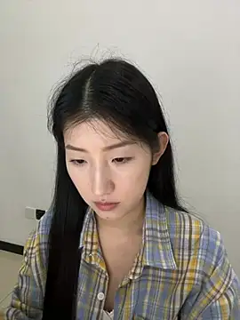 Mina_168's Live XXX Chat