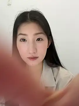 Mina_168 即時 XXX 聊天