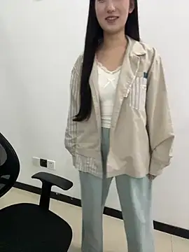 Mina_168のライブXXXチャット