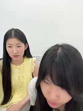 Mina_168 Show in webcam
