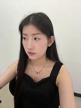 XXX chat uživo modela Mina_168
