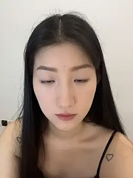 Mina_168のライブXXXチャット