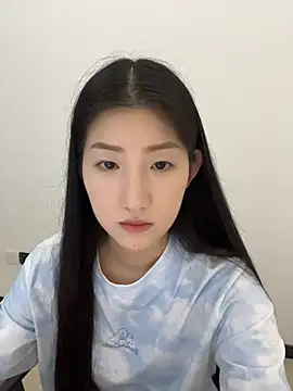 Mina_168's Live XXX Chat