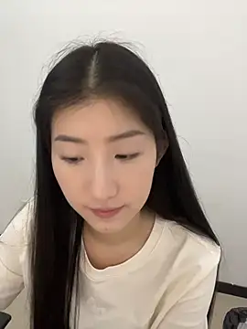 Mina_168のライブXXXチャット