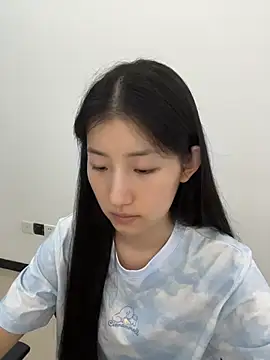 Mina_168's Live XXX Chat