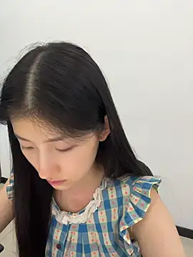 Mina_168's Live XXX Chat