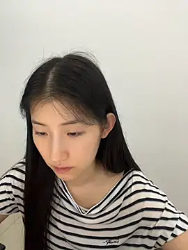 Mina_168's Live XXX Chat