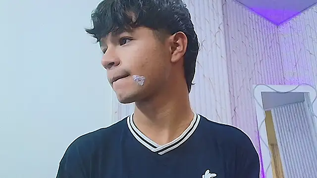 Spark_tay Webcam show