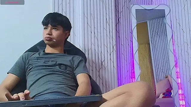 Spark_tay webkamerás műsora