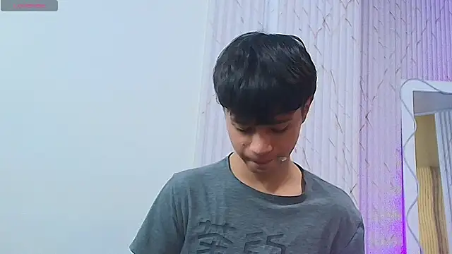 Spark_tay Webcam-Show