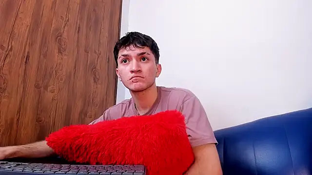 kavencastro Pertunjukan Webcam