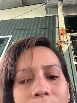 GraciousGirlyn Live chat-huone