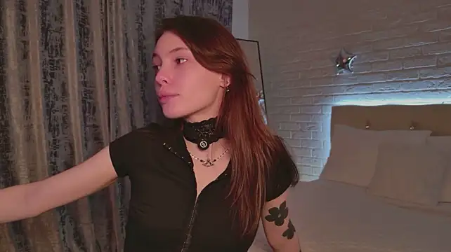 Mili_Joy Adlı Modelin Canlı XXX Sohbeti