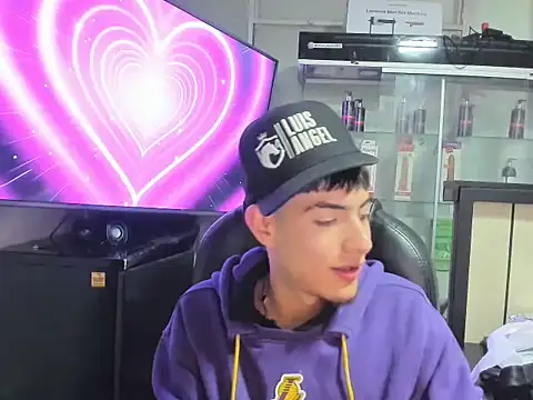 andylol330 Шоу с уебкамера
