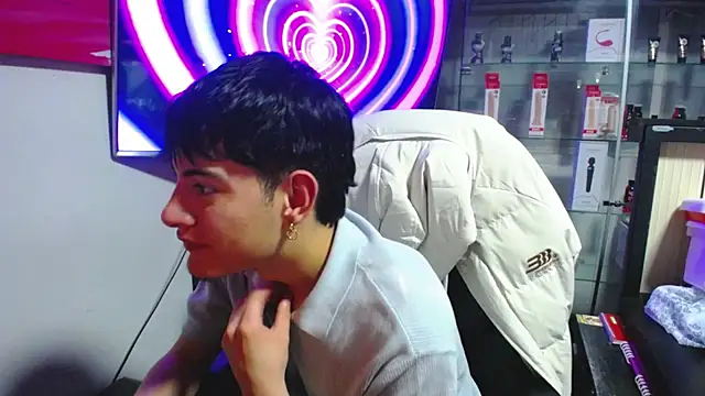 הופעת וובקאם של andylol330