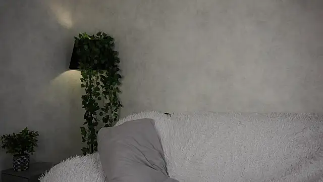 ห้องแชทสดของ AlesiaPeasel