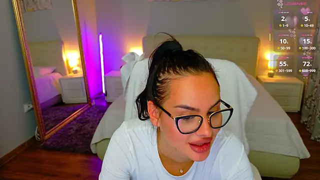 BabyyGirll_'s Live XXX Chat