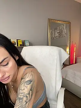 BabyyGirll_'s Live XXX Chat
