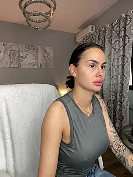 BabyyGirll_ – Kamerová šou