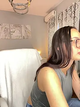 BabyyGirll_ Webcam show