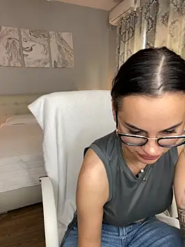 BabyyGirll_: онлайн-секс-чат