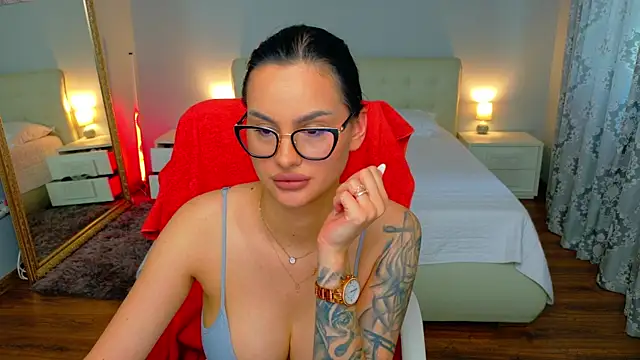 BabyyGirll_ Live XXX-chat