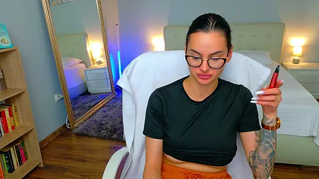 BabyyGirll_ 现场XXX聊天