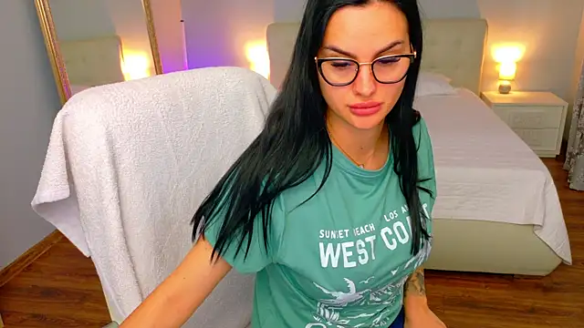BabyyGirll_のライブXXXチャット