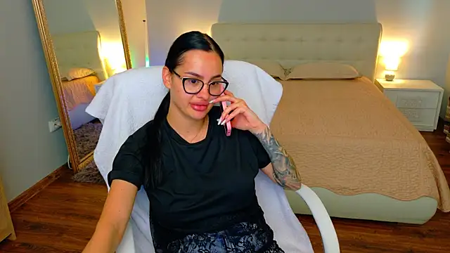 BabyyGirll_'s Live XXX Chat