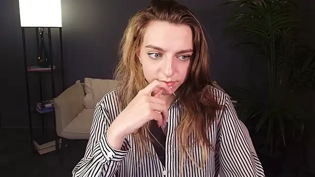 CherryCl0ud: вебкам-шоу