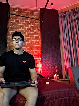GrayAndrews' Webcam Show