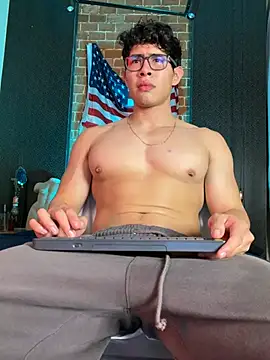 GrayAndrews 网络视讯表演