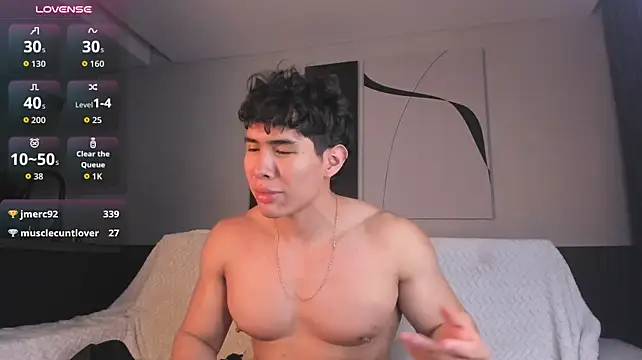 GrayAndrews' Webcam Show