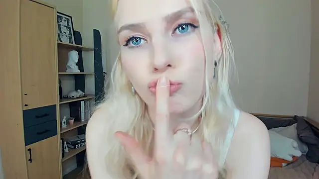Chat +18 de LaynePingitore ao vivo