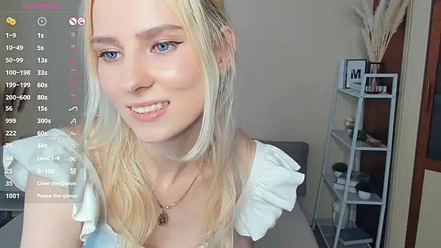 LaynePingitore's Live XXX Chat