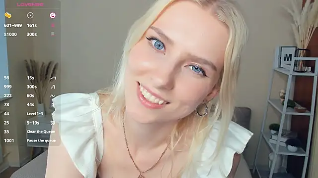 LaynePingitore Adlı Modelin Canlı XXX Sohbeti