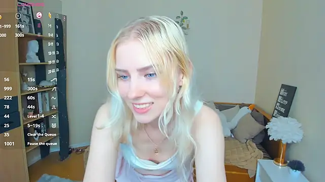 LaynePingitore's Live XXX Chat