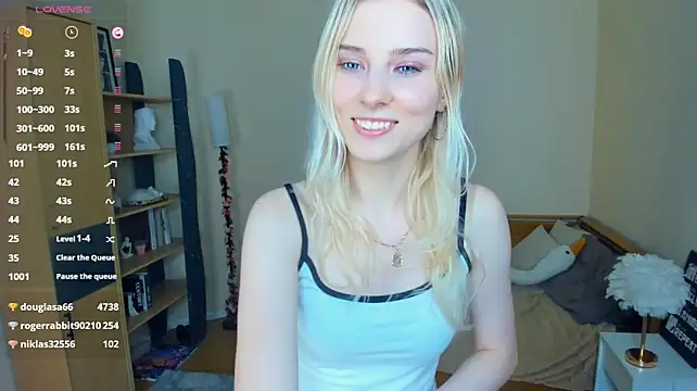 XXX chat uživo modela LaynePingitore