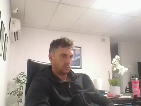 Show modela sebasevi na web-kameri