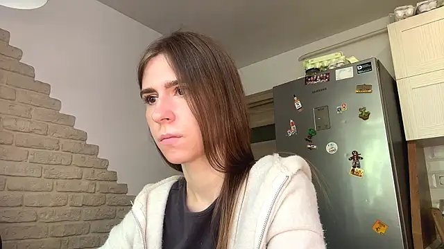 Živá chatovací místnost ZaraGuyette