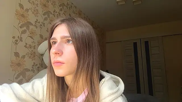 ZaraGuyette élő XXX-chatje