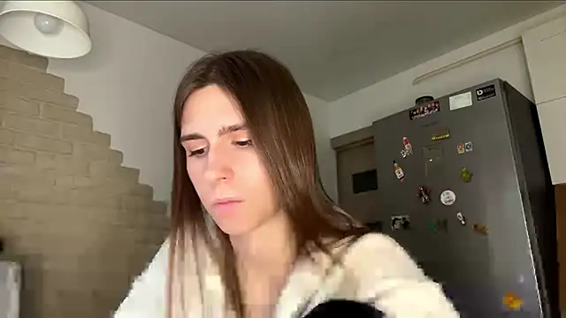 Онлайн чат XXX ZaraGuyette