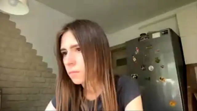 Sala de chat ao vivo de ZaraGuyette