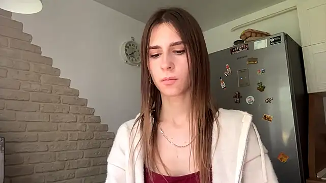 ZaraGuyette's Live XXX Chat