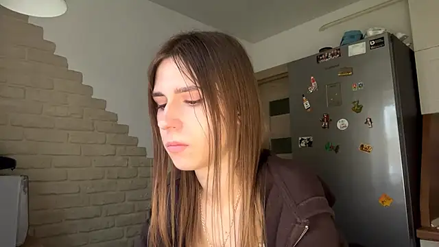 ZaraGuyette's Live XXX Chat