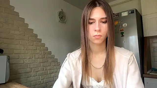 دردشة ZaraGuyette الجنسية المباشرة